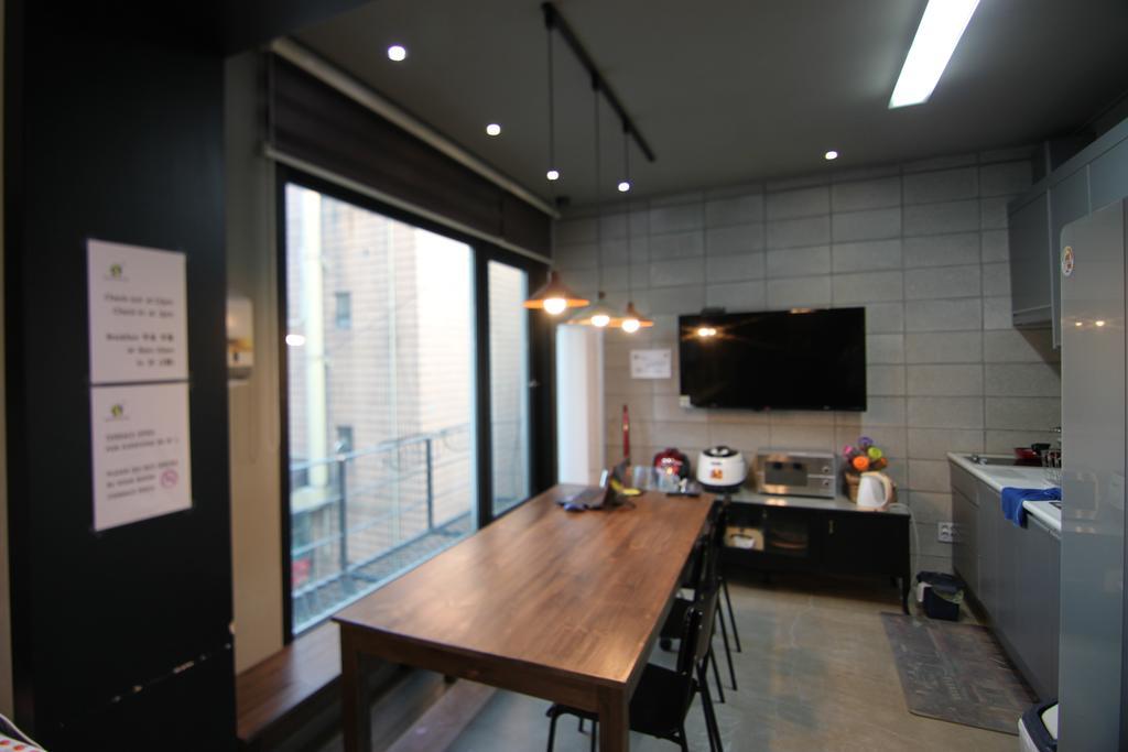 24 Guesthouse Garosugil - Gangnam Сеул Экстерьер фото