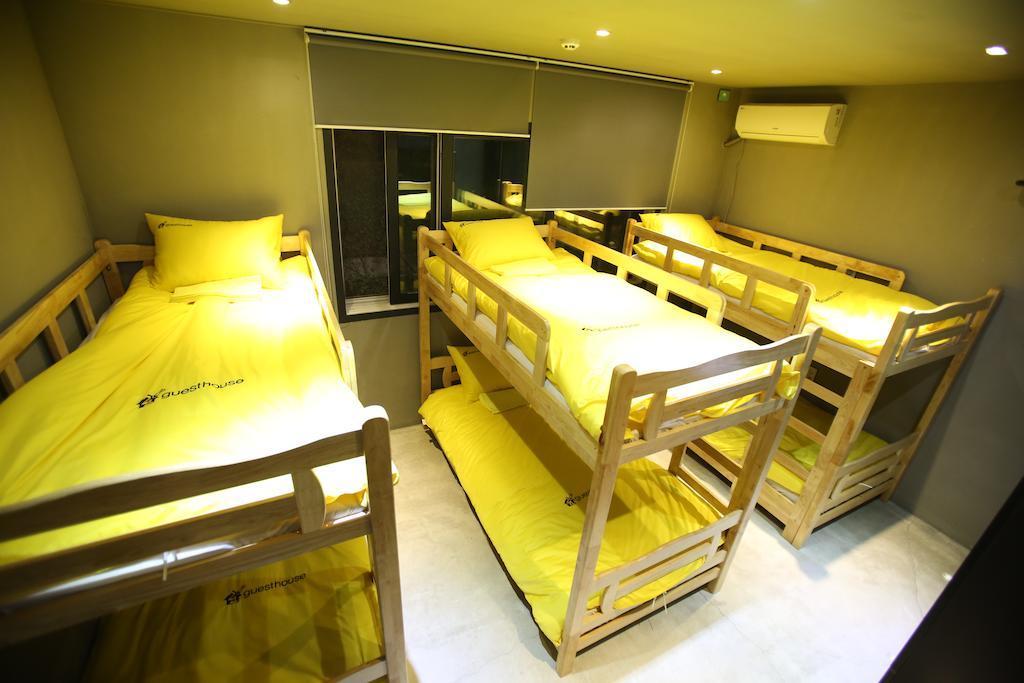 24 Guesthouse Garosugil - Gangnam Сеул Номер фото