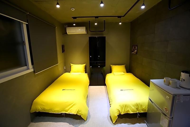 24 Guesthouse Garosugil - Gangnam Сеул Экстерьер фото